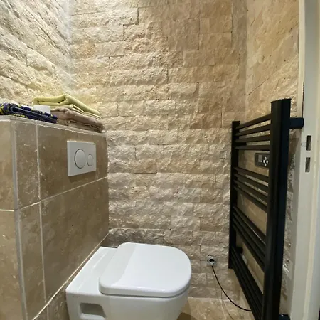 Appartamento Cocooning, Design, Confort & Balcon Saint-Denis (Seine-Saint-Denis)